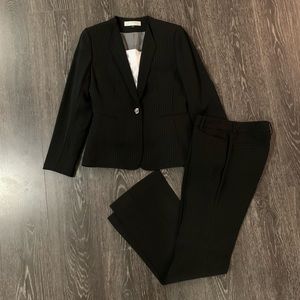 Tahari Black Pinstripe Pant Suit (2 pcs)